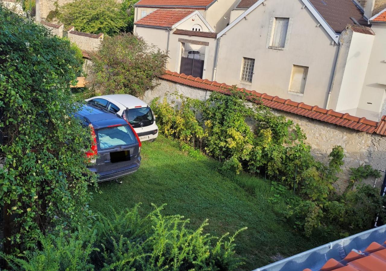 Les 3 Bulles Apartment Gueux Luaran gambar